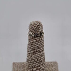 Size 2.75 Sterling Silver Dainty Flower Band Ring A3345